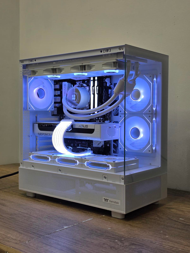 High-End|RTX 5070 Gaming PC┃Ryzen 7 7800X3D┃1TB NVMe┃32GB 6000MHZ CL36