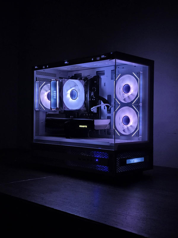 Mid-range|White RTX 4060 Gaming PC┃Ryzen 7 3700x┃16GB DDR4┃WIFI + Bluetooth