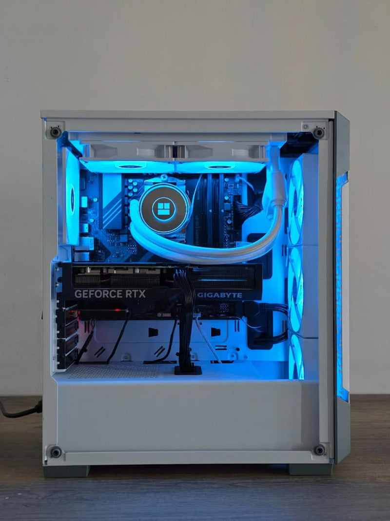 Mid-Range|RTX 4070 Gaming PC┃Ryzen 7 7800X3D┃32GB 5600MHZ┃Wifi + Bluetooth